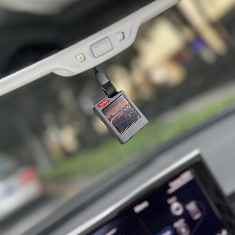 Phototag: Customizable E-Ink Tracker for Keys, Wallets & Luggage - Apple Find My Compatible, Displays Photos & Emojis, 10-Month Battery Life, IP65 Waterproof, Replaceable Battery