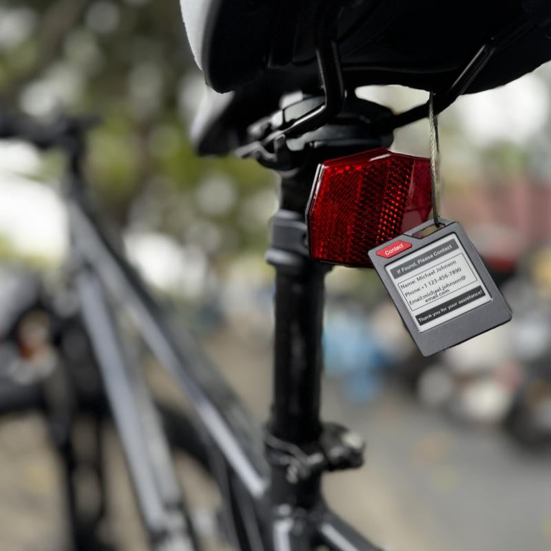 Phototag: Customizable E-Ink Tracker for Keys, Wallets & Luggage - Apple Find My Compatible, Displays Photos & Emojis, 10-Month Battery Life, IP65 Waterproof, Replaceable Battery